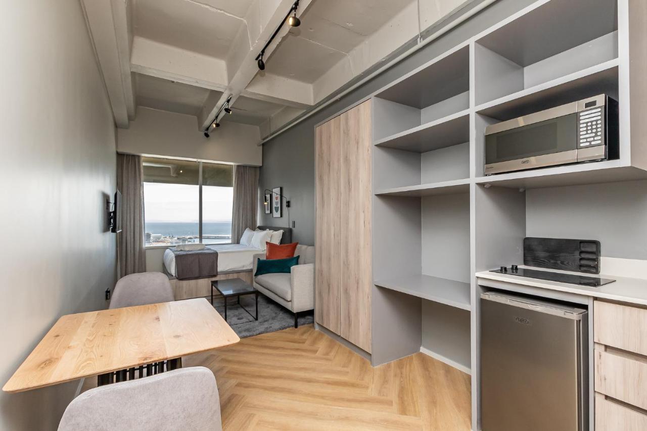 Studio Deluxe Apartments At One Thibault With Spectacular Views Cape Town Exterior photo